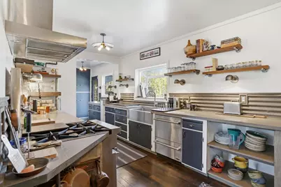 520 Ocean View Ave, Santa Cruz, CA 95062 - Photo 11