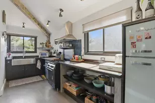520 Ocean View Ave, Santa Cruz, CA 95062 - Photo 41