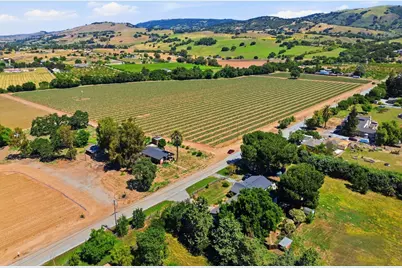 3115 Leavesley Rd, Gilroy, CA 95020 - Photo 15