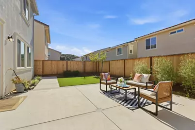 1619 Santiago Ct, Gilroy, CA 95020 - Photo 17