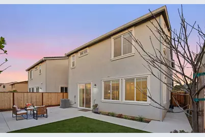 1619 Santiago Ct, Gilroy, CA 95020 - Photo 13