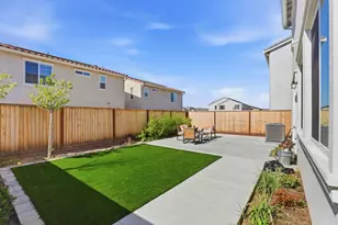 1619 Santiago Ct, Gilroy, CA 95020 - Photo 19