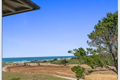 28 Spanish Bay Cir 28, Pebble Beach, CA 93953 - Photo 35
