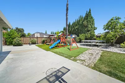 1255 Briarberry Ct, San Jose, CA 95131 - Photo 15