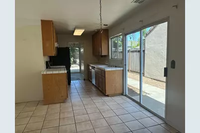 1385 Kelly Park Cir, Morgan Hill, CA 95037 - Photo 7