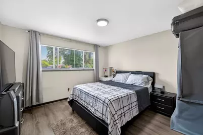 2036 Shaw Ave, Modesto, CA 95354 - Photo 17