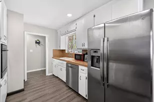 2036 Shaw Ave, Modesto, CA 95354 - Photo 3