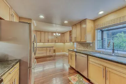 195 Del Monte Ln, Morgan Hill, CA 95037 - Photo 11