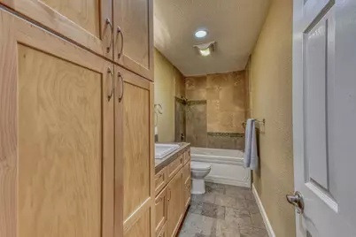195 Del Monte Ln, Morgan Hill, CA 95037 - Photo 21