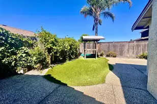 1470 Ghione Dr, Hollister, CA 95023 - Photo 3