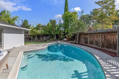 12315 Obrad Dr, Saratoga, CA 95070 - Photo 37