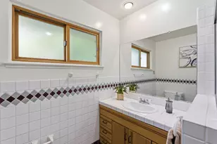 5887 Chabot Ct, Oakland, CA 94618 - Photo 23