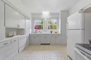 5887 Chabot Ct, Oakland, CA 94618 - Photo 7