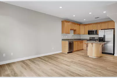 88 N Jackson Ave 408, San Jose, CA 95116 - Photo 7