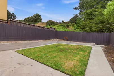 1033 Skyline Dr, Daly City, CA 94015 - Photo 25