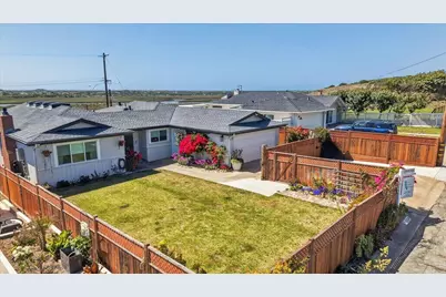 8506 Laguna Pl, Moss Landing, CA 95039 - Photo 5