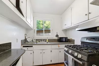 879 W San Carlos St, San Jose, CA 95126 - Photo 11