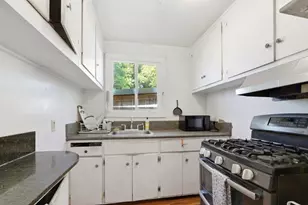879 W San Carlos St, San Jose, CA 95126 - Photo 11