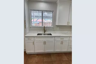 961 S 7th St 959, San Jose, CA 95112 - Photo 11