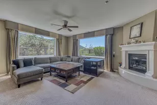 7271 Eagle Ridge Dr, Gilroy, CA 95020 - Photo 17