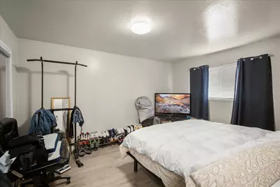 2244 12th Ave, Oakland, CA 94606 - Photo 13