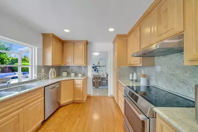 728 Murphy Dr, San Mateo, CA 94402 - Photo 15