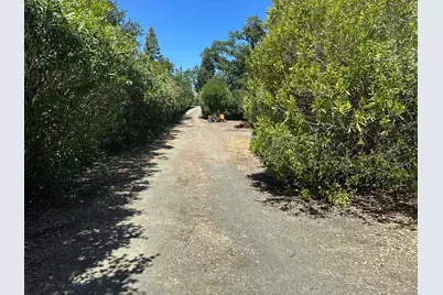 389 Moore Rd, Woodside, CA 94062 - Photo 19