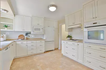 3726 Casanova Dr, San Mateo, CA 94403 - Photo 7