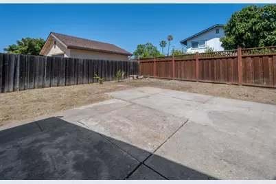 1382 Locust St, San Jose, CA 95110 - Photo 33