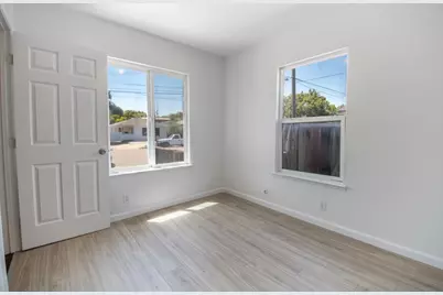 1382 Locust St, San Jose, CA 95110 - Photo 13