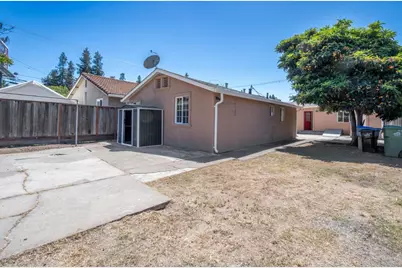 1382 Locust St, San Jose, CA 95110 - Photo 29