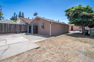 1382 Locust St, San Jose, CA 95110 - Photo 29