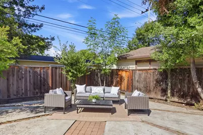 1091 W Latimer Ave, Campbell, CA 95008 - Photo 35
