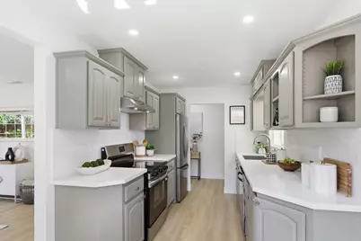 1091 W Latimer Ave, Campbell, CA 95008 - Photo 11