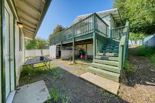 13590 Fair Oak Rd, Clearlake, CA 95422 - Photo 17