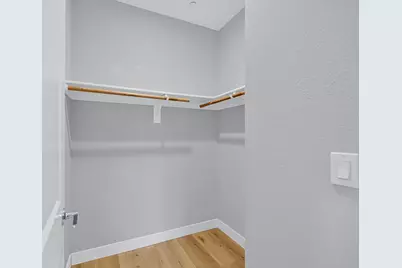 334 Circuit Way, Mountain View, CA 94043 - Photo 25