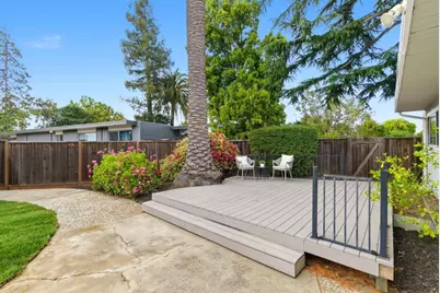 586 Rockport Dr, Sunnyvale, CA 94087 - Photo 41