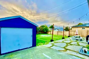 25467 Del Mar Ave, Hayward, CA 94542 - Photo 3