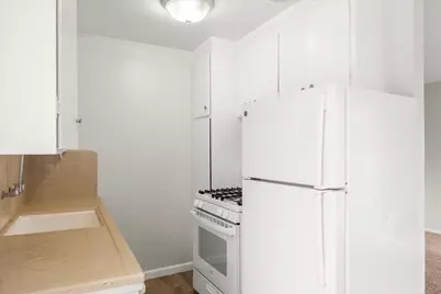 121 N 8th St, San Jose, CA 95112 - Photo 5