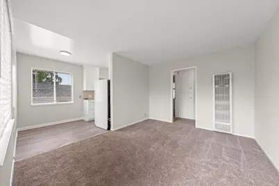 121 N 8th St, San Jose, CA 95112 - Photo 3