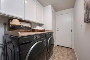 1422 Via Vista, San Mateo, CA 94404 - Photo 19