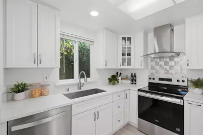 5668 Sunflower Ln, San Jose, CA 95118 - Photo 15