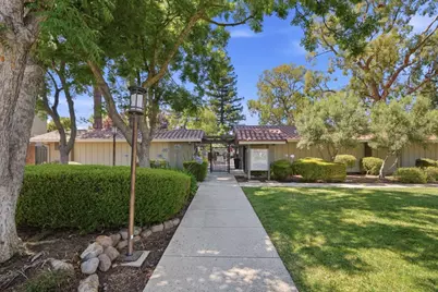 5668 Sunflower Ln, San Jose, CA 95118 - Photo 31