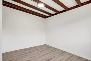 1876 Cabrillo Ave, Santa Clara, CA 95050 - Photo 15