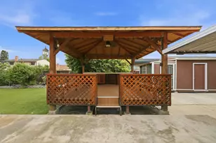 2598 Sierra Vista Ct, San Jose, CA 95116 - Photo 33