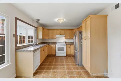 2598 Sierra Vista Ct, San Jose, CA 95116 - Photo 15