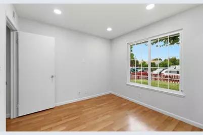 2598 Sierra Vista Ct, San Jose, CA 95116 - Photo 21