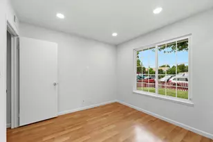 2598 Sierra Vista Ct, San Jose, CA 95116 - Photo 21