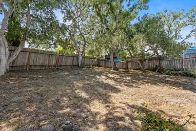 17 Loma Vista Pl, Monterey, CA 93940 - Photo 23