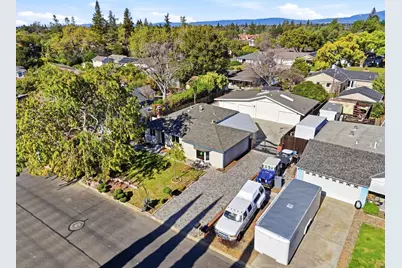 22141 Wallace Dr, Cupertino, CA 95014 - Photo 49